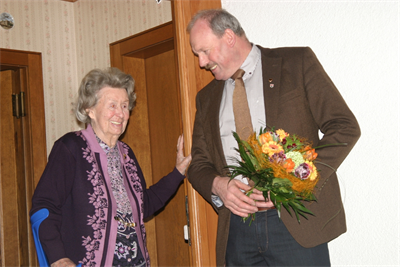 Feier zum 90  Geburtstag von Frau Henriette Peters [005].JPG